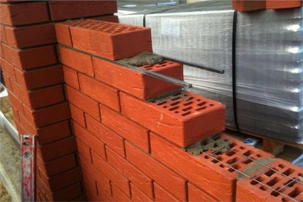 أنواع الطوب المتاح للشراء في مصر 2025